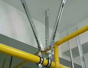 闸阀支撑架的质量要求。价格决定了凤凰抗震支撑框架的质量。